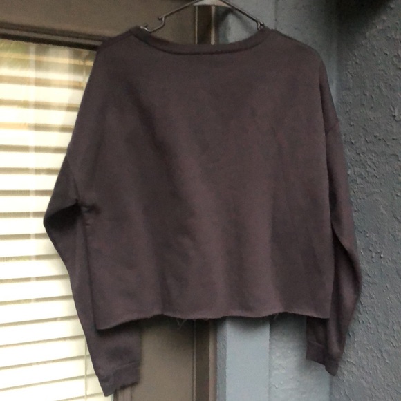 Cropped Sweater/Longsleeve - Picture 2 of 2
